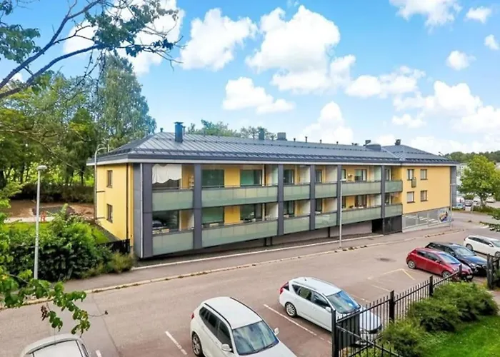 Saimaa Harbour Apartment - Ac, Wifi, Balcony & City Centre